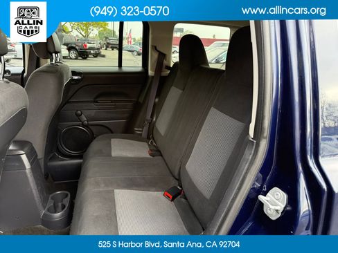 Used 2017 Jeep Patriot Sport FWD image 8