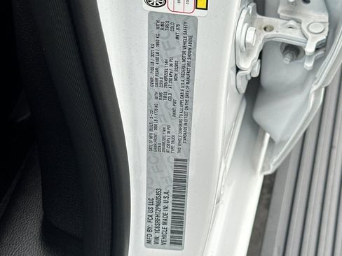 Used 2023 RAM 1500 Limited image 34