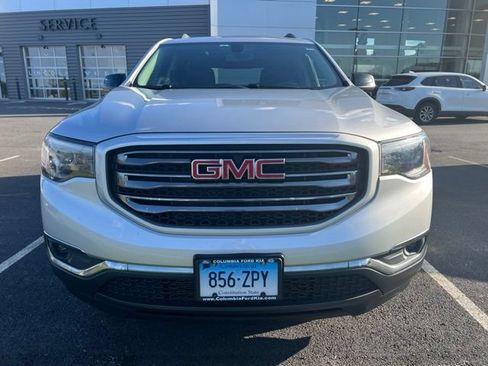 Used 2019 GMC Acadia SLT AWD/4WD image 2