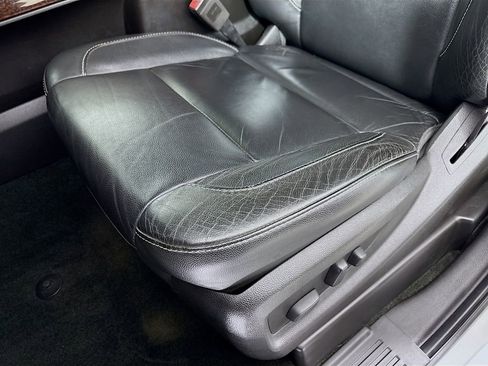 Used 2016 GMC Sierra 3500 SLT w/ Duramax Plus Package image 24