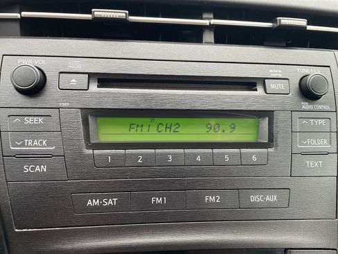 Used 2010 Toyota Prius Two FWD image 44