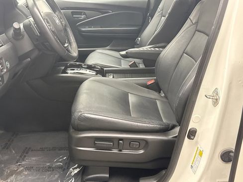 Used 2018 Honda Pilot Elite image 11