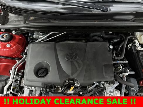 Used 2024 Toyota Camry SE image 12