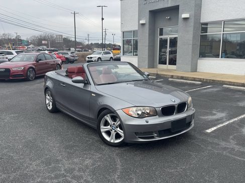 Used 2009 BMW 128i Convertible image 7