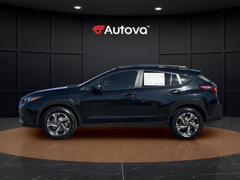 Used 2024 Subaru Crosstrek 2.0i Premium image 2