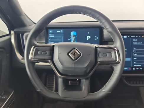 Used 2023 Rivian R1S Adventure image 28