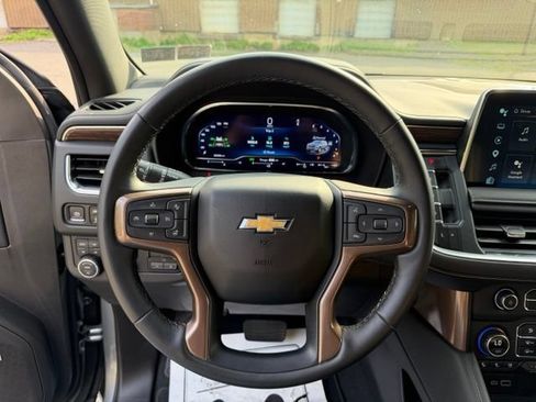 Used 2024 Chevrolet Tahoe High Country AWD/4WD image 21