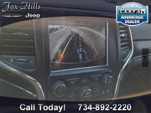 Used 2015 Jeep Grand Cherokee Limited image 22