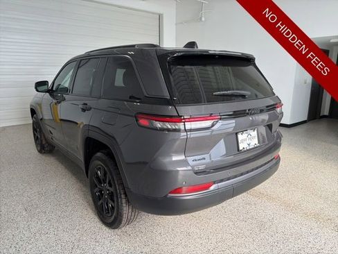New 2026 Jeep Grand Cherokee Altitude AWD/4WD image 5