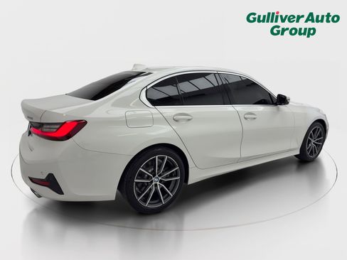 Used 2019 BMW 330i Sedan w/ Convenience Package image 9