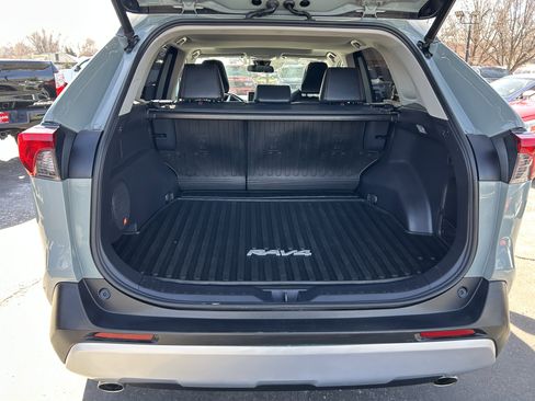 Used 2019 Toyota RAV4 Adventure image 9