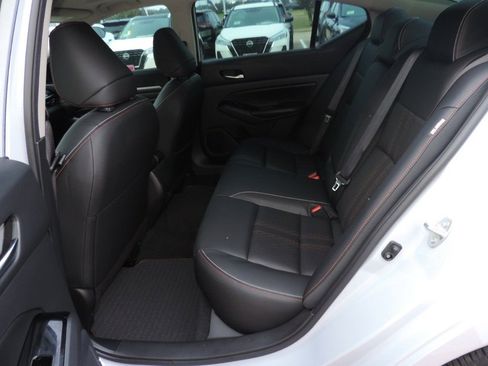 New 2025 Nissan Altima 2.5 SR w/ SR Premium Package image 16