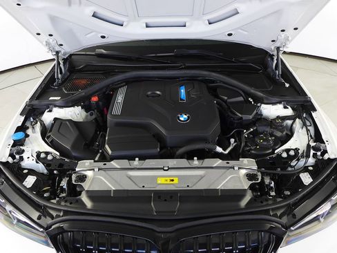 Used 2023 BMW 330e w/ M Sport Package image 6