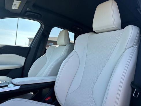 New 2026 BMW X1 xDrive28i w/ Technology Package image 16