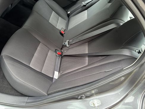 Used 2025 Nissan Sentra SV FWD image 35