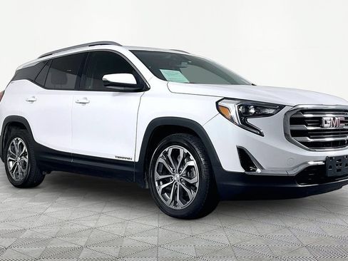 Used 2019 GMC Terrain SLT w/ Preferred Package FWD image 2
