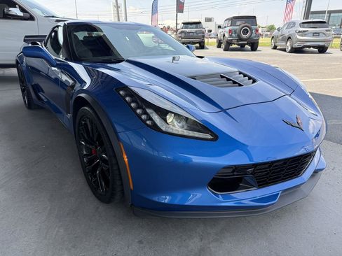 Used 2016 Chevrolet Corvette Z06 Coupe w/ 3LZ w/ 3LZ Preferred Equipment Group RWD image 4