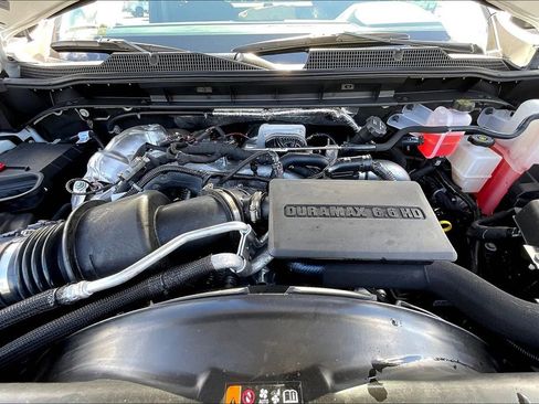 New 2026 Chevrolet Silverado 3500 LT w/ Convenience Package AWD/4WD image 9