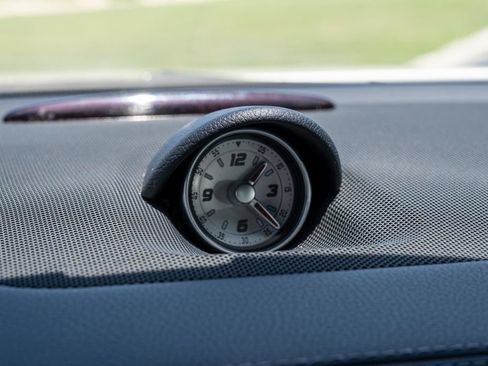 Used 2015 Mercedes-Benz SL 550 image 16