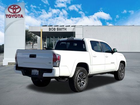 Certified 2022 Toyota Tacoma TRD Sport image 6