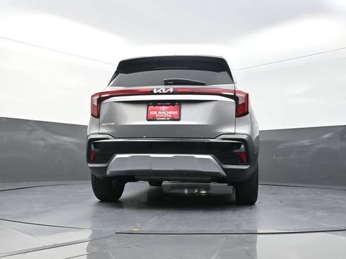 Used 2025 Kia Seltos EX w/ EX Sunroof Package FWD image 35
