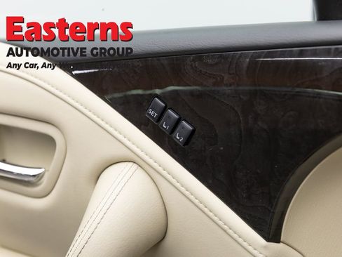 Used 2024 INFINITI QX80 Luxe w/ Cargo Package image 23