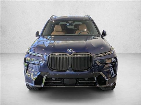 New 2027 BMW X7 xDrive40i w/ M Sport Package AWD/4WD image 6