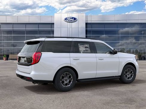 New 2027 Ford Expedition Active AWD/4WD image 6