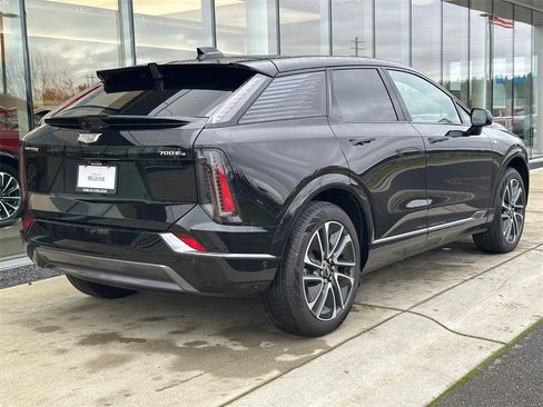 New 2026 Cadillac Optiq Sport 1 image 6