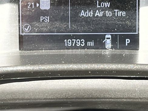 Used 2022 Chevrolet Colorado W/T w/ Custom Special Edition image 12