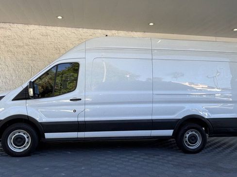 Used 2021 Ford Transit 250 148 High Roof Extended RWD image 5