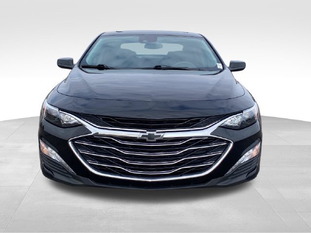 Used 2023 Chevrolet Malibu LT FWD image 2