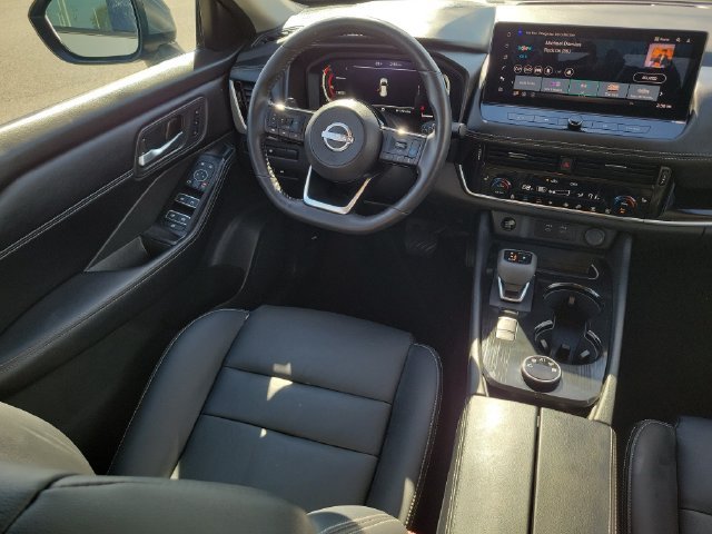 Used 2024 Nissan Rogue SL w/ SL Premium Package AWD/4WD image 16