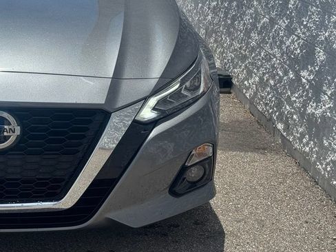 Used 2022 Nissan Altima 2.5 SL FWD image 8