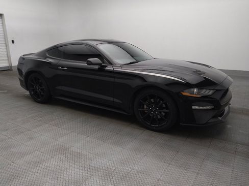 Used 2018 Ford Mustang Coupe w/ Equipment Group 101A RWD image 11