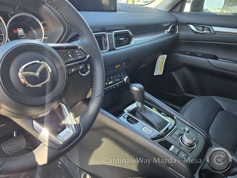 New 2025 MAZDA CX-5 AWD 2.5 S w/ Preferred Package image 13
