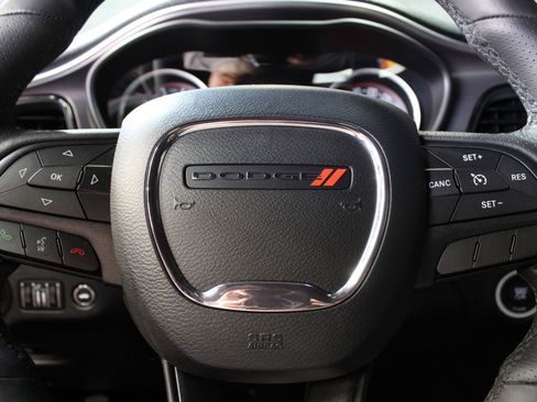 Used 2015 Dodge Challenger R/T Scat Pack image 42