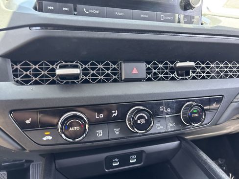 Certified 2024 Honda Accord EX image 23