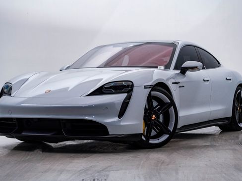 Used 2021 Porsche Taycan Turbo S image 1