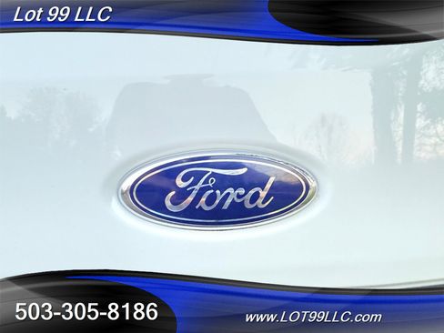 Used 2019 Ford Transit 250 130 Low Roof w/ Exterior Upgrade Package image 47