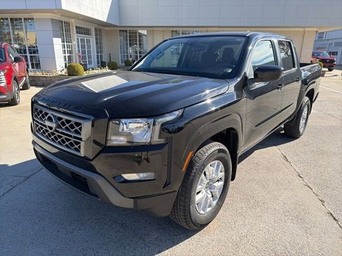 Used 2023 Nissan Frontier SV w/ SV Convenience Package image 2