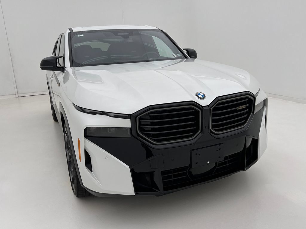 Certified 2023 BMW XM AWD/4WD image 3