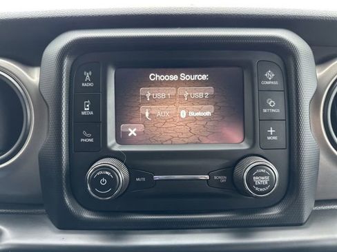 Certified 2020 Jeep Gladiator Sport w/ Quick Order Package 24S image 32