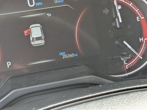 Used 2025 Toyota RAV4 LE image 17