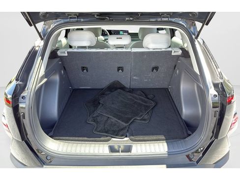 Certified 2024 Hyundai Kona SEL w/ Convenience Package FWD image 9