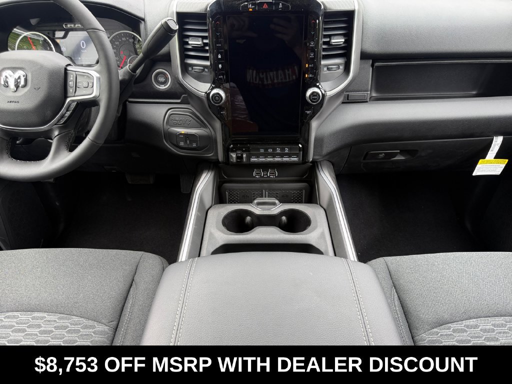 New 2026 RAM 3500 Big Horn AWD/4WD image 10