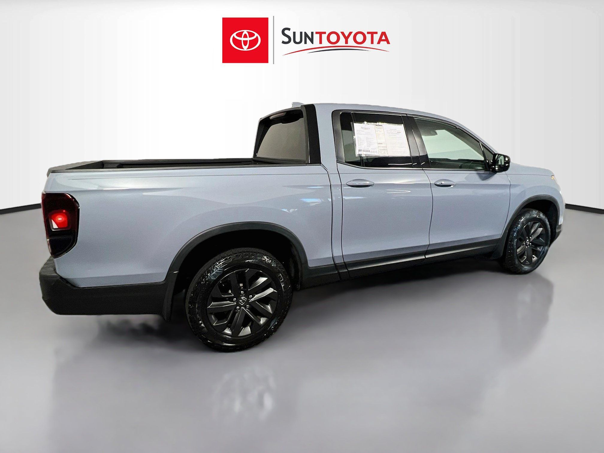 Used 2024 Honda Ridgeline Sport image 4