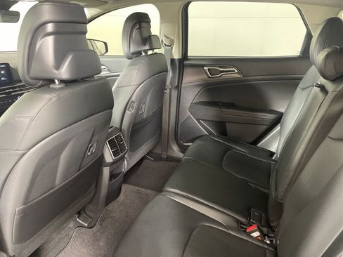 New 2026 Kia Sportage EX w/ EX Panorama Roof Package image 37