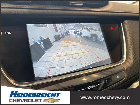 Certified 2017 Cadillac XT5 Premium Luxury image 25