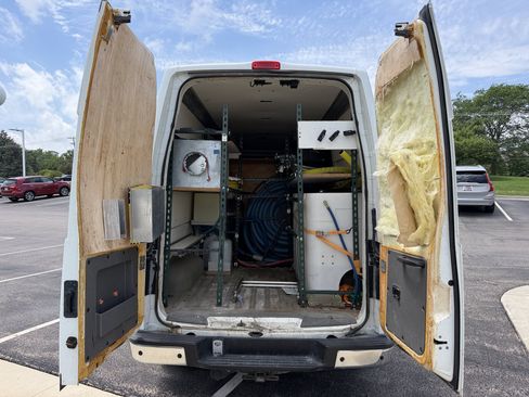 Used 2013 Nissan NV 3500 SV w/ Technology Pkg RWD image 8